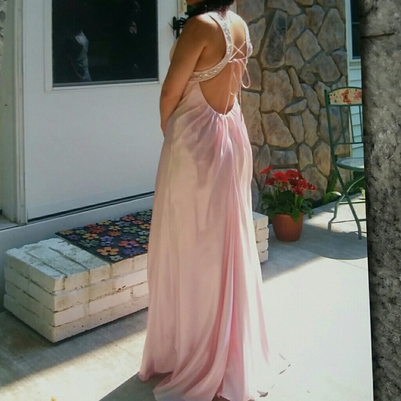Prom dress - Picture 2 of 5
